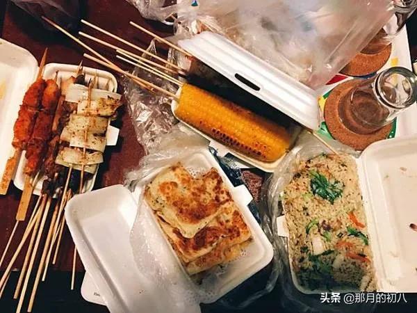 10块钱在你所在的城市能吃到什么美食？