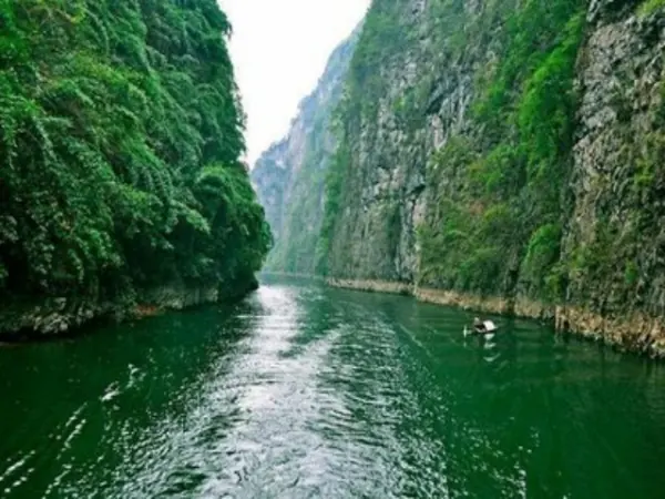 如果只能三选一，洛阳的龙门石窟，登封的少林寺和焦作的云台山，你会去哪里旅行？