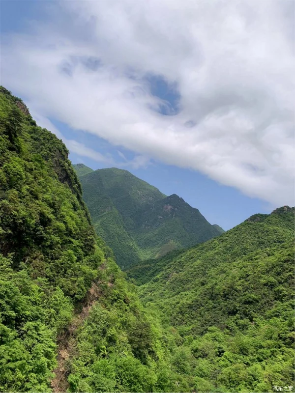 小长途自驾游，奥迪Q5秋初看浙北大峡谷