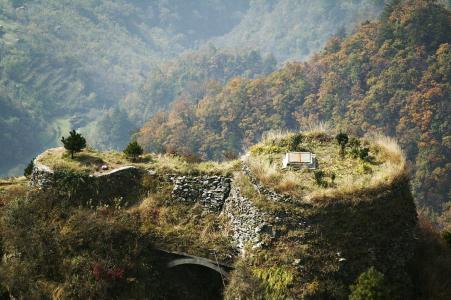 湖北潜江出发去九寨沟旅游,哪位去过的请推荐一下最佳旅游路线。多谢