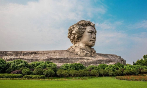 贵阳出发想去湖北周边自驾游，时间13天，有哪些好的线路和攻略?