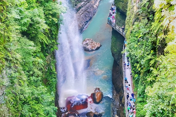 去恩施旅游要去哪些景点