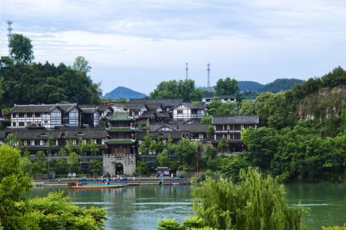 阆中至九寨沟旅游路线