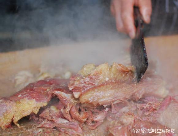 腊牛肉配烫手馍是西安名吃,怎样能学会这个做法?