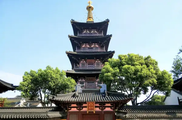 姑苏城外寒山寺的寒山寺在中国哪里？风景怎么样？