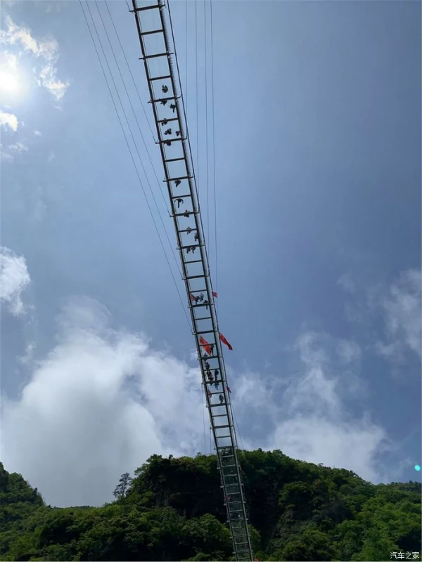 小长途自驾游，奥迪Q5秋初看浙北大峡谷