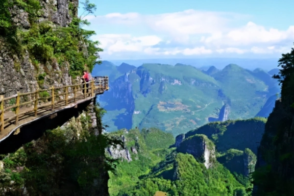 去恩施旅游要去哪些景点