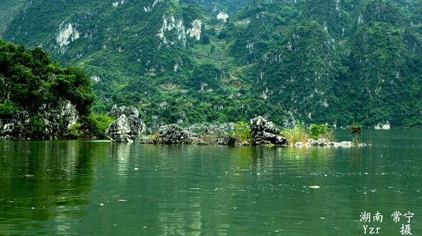 万峰湖景区的介绍