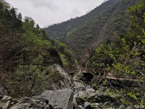 唯有四月风景独好，和爱车长安CS75寻梦金龙峡