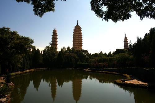 南诏风情岛,三塔寺,大理古城,喜洲古镇哪个是代表风花雪月中风的景点