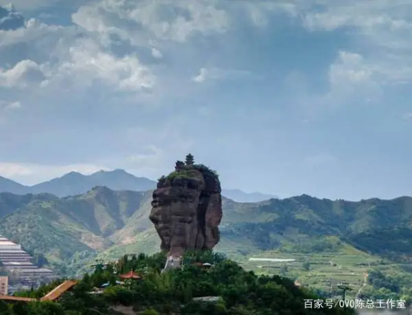 中国最“神秘”景区，千年古塔建在40米山顶上，这是什么地方？